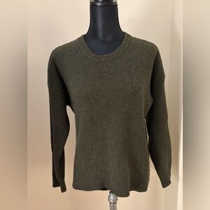 EUC Maxwell Moss Green Sweater Sz M 100% Marino Wool